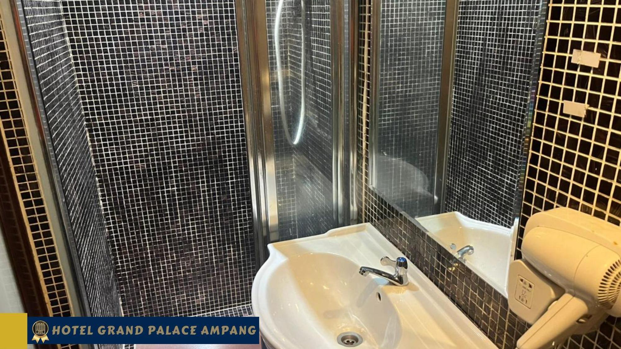 Hotel Grand Palace Ampang Ampang  Exterior foto